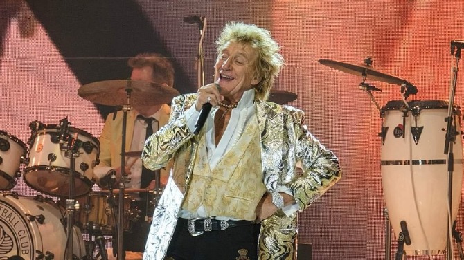 Rod Stewart retornará ao Coliseu no Caesars Palace em 2025