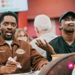 Artista de Barney e Guvna B visitam Mecca Bingo Dagenham para o último episódio de 'Rappers Try Things'