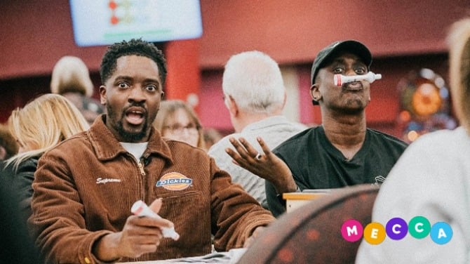 Artista de Barney e Guvna B visitam Mecca Bingo Dagenham para o último episódio de 'Rappers Try Things'